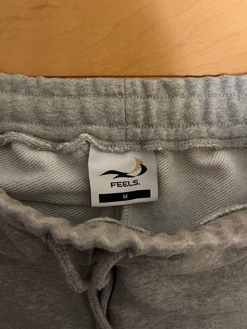 FEELS. グレー スウェットパンツ Mサイズ　上杉柊平