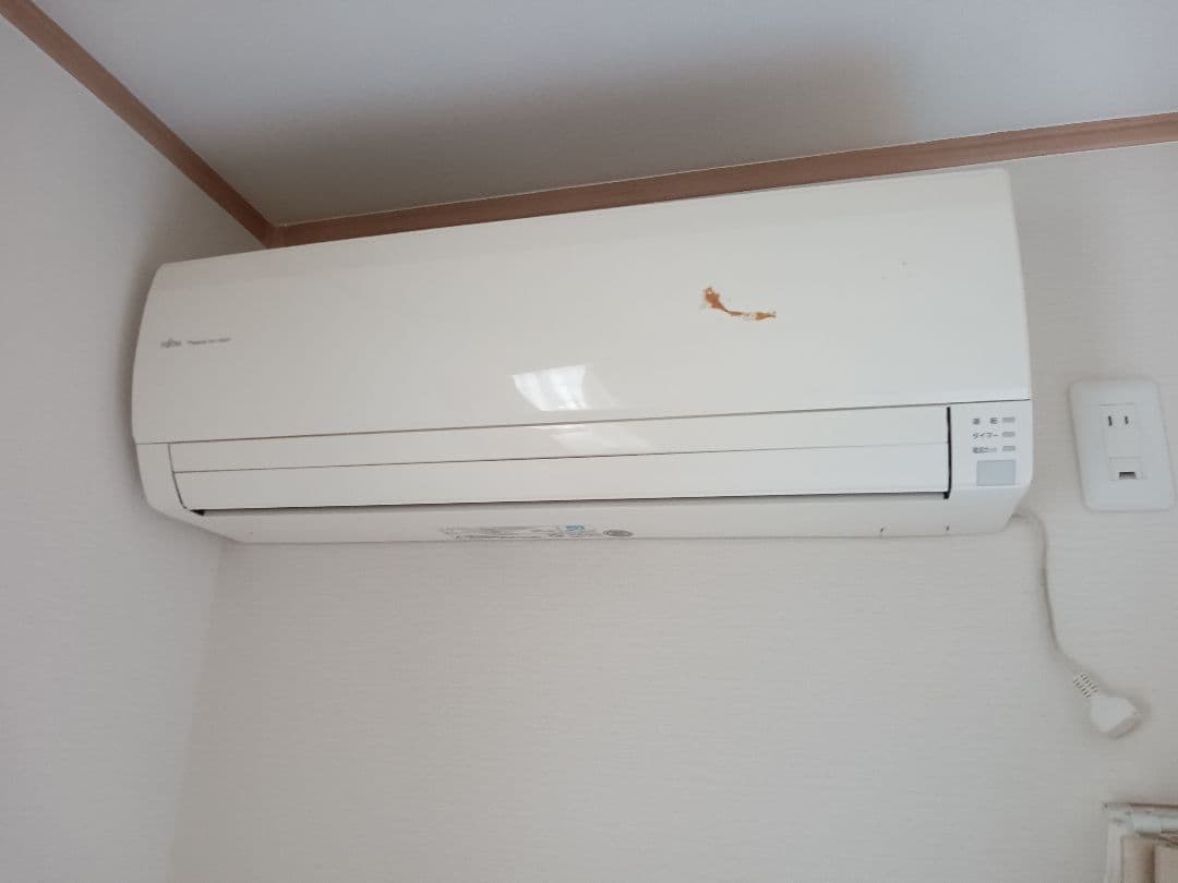 引き取り限定です！富士通☆AS-J22B-W　2012年製造 6～9畳 ☆