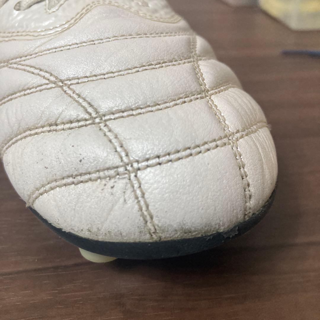 ミズノ　モレリアネオ4ベータジャパン ホワイト×ブラック×チャイニーズレッド