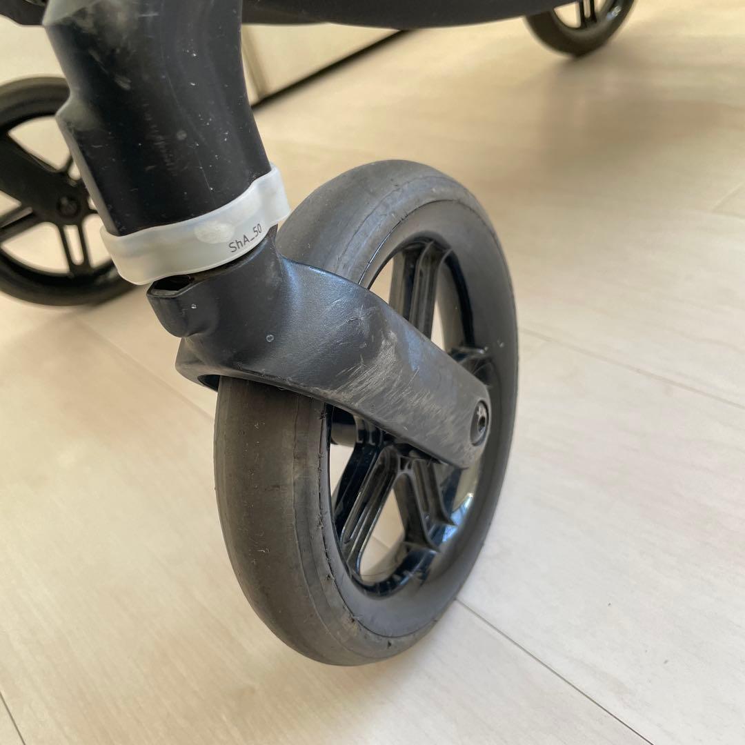 cybex サイベックス　メリオ　カーボン　ブラック