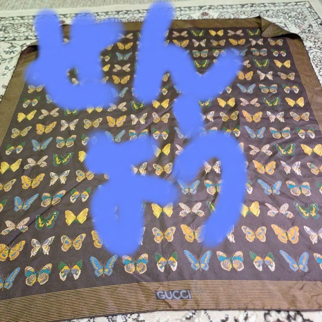 GUCCI 蝶柄 シルクスカーフ ブラウン