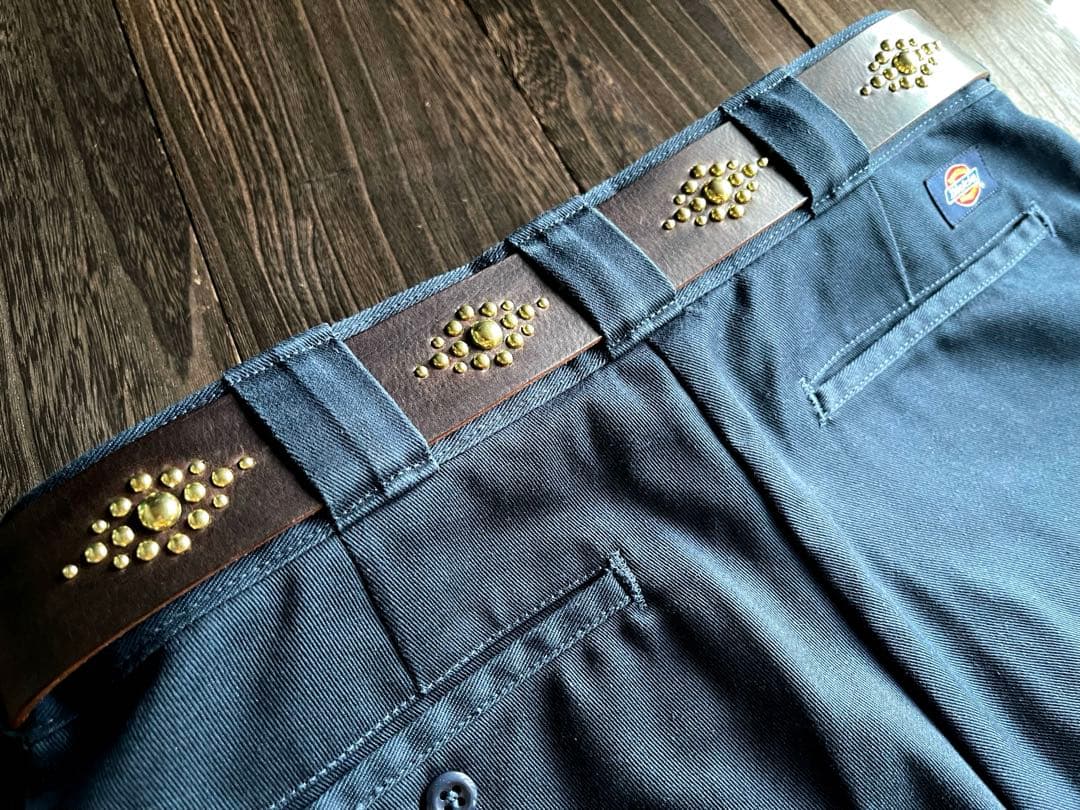 オーダー品　ディッキーズ874専用スタッズベルト　ダークブラウン　真鍮　背面4連