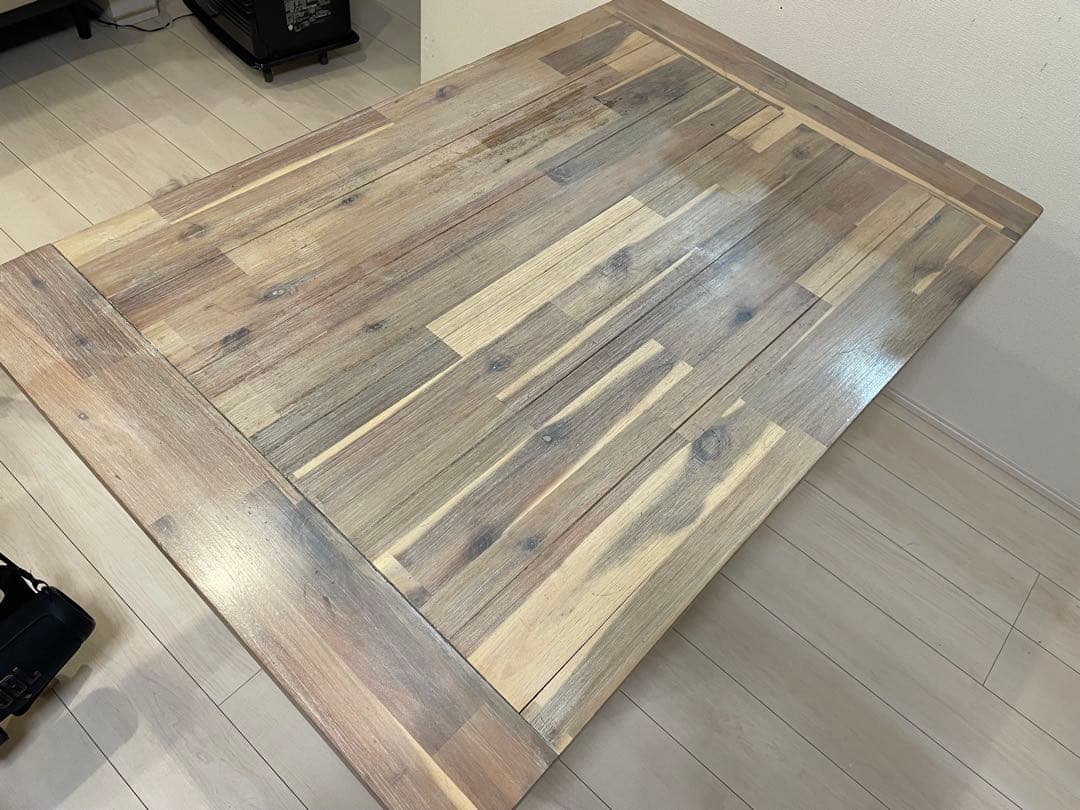 unico マノア　ダイニングテーブル