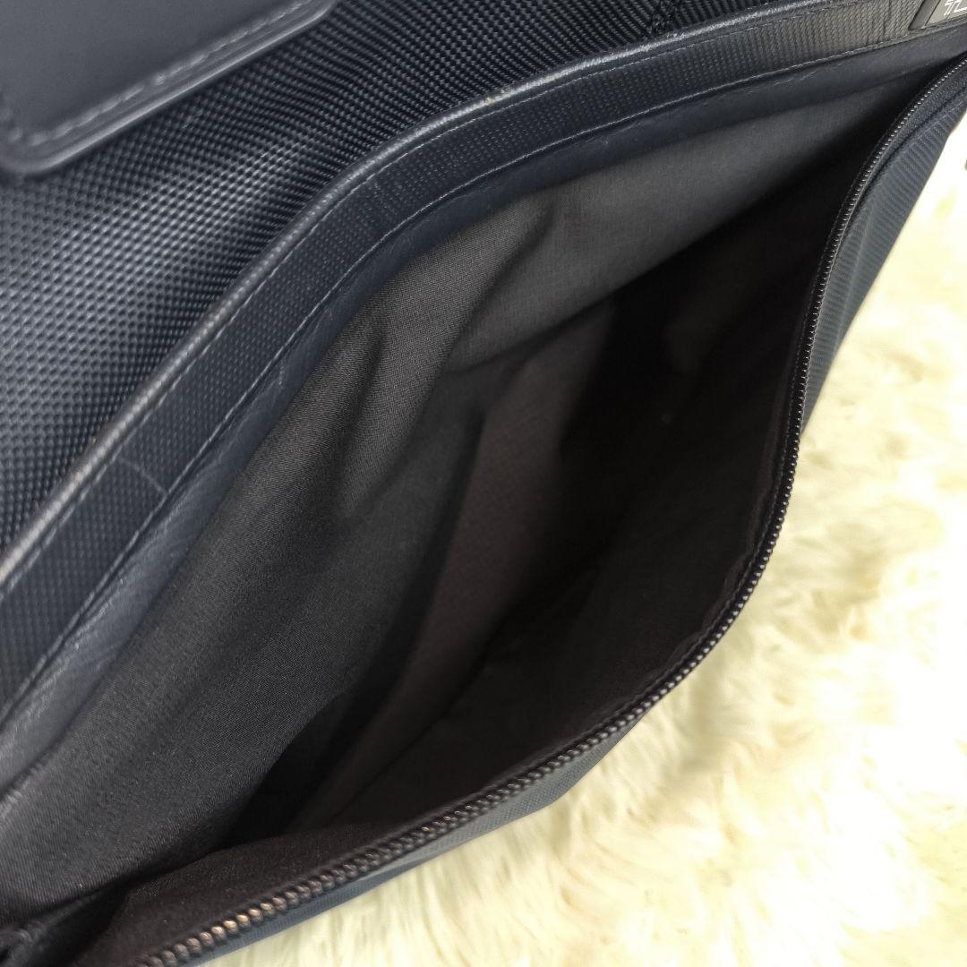 極美品✨ トゥミ シップス 別注 アルファ3 トートバッグ 1層 B4可 紺