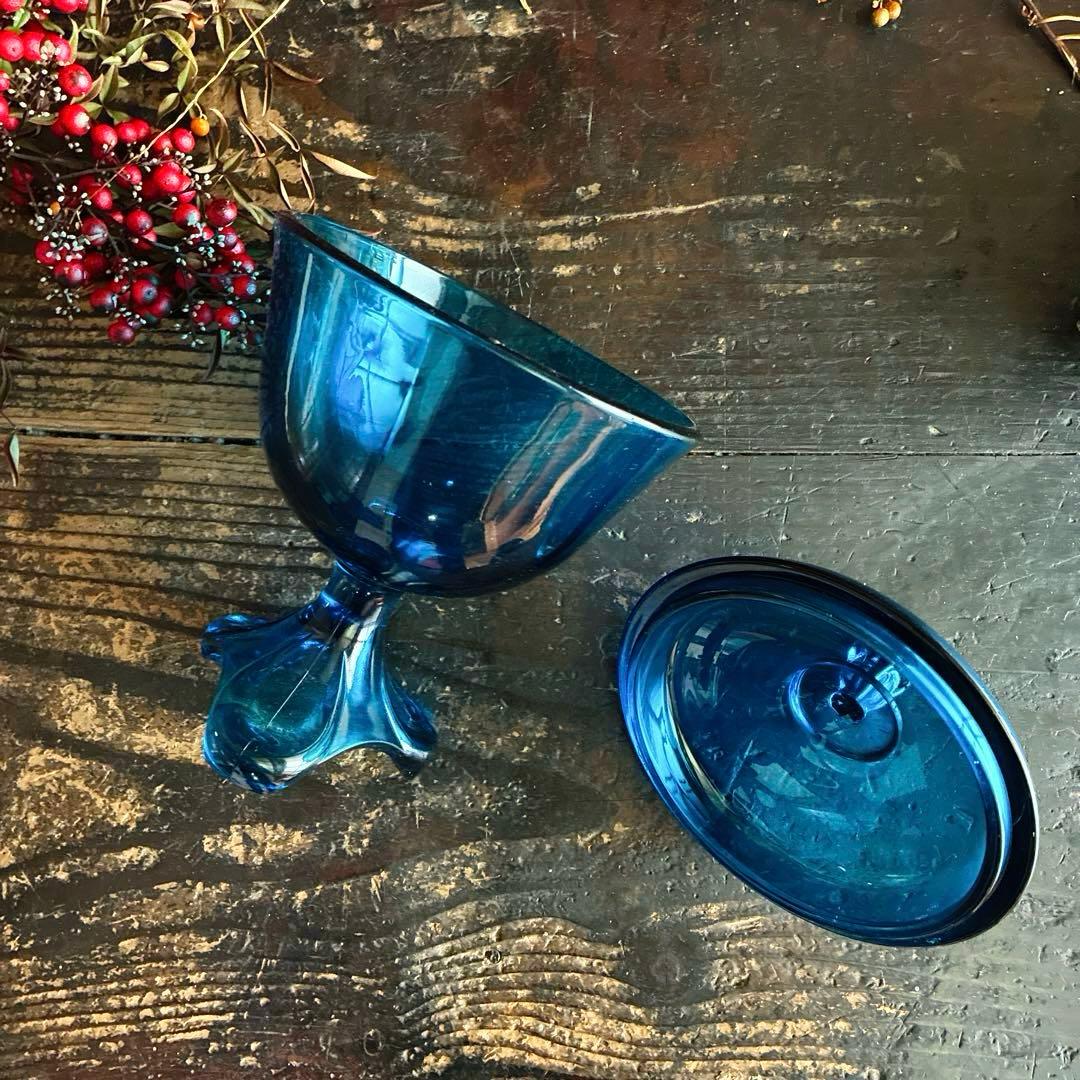 骨董　時代ガラス　ピーコックブルー　アールデコ調プレス　納戸色　ボンボニエール