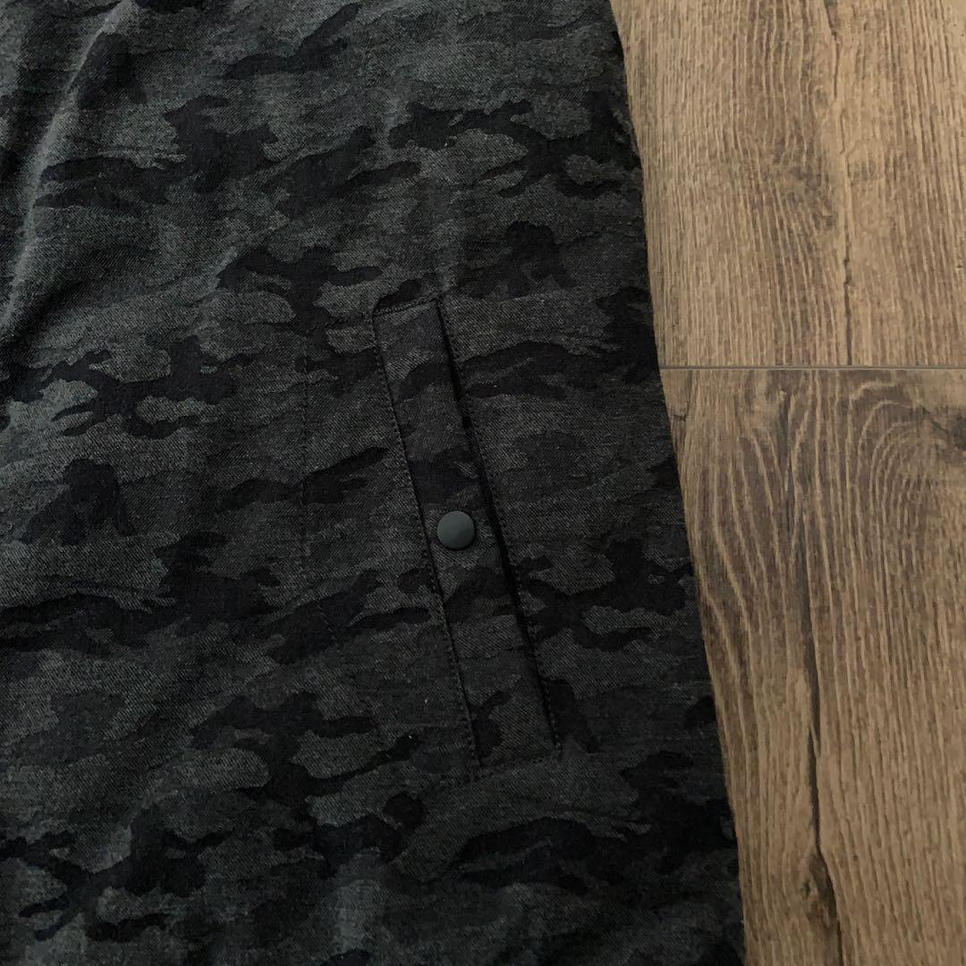 ダンスウィズドラゴンレディースダウンベスト　リバーシブル　黒Ｌ