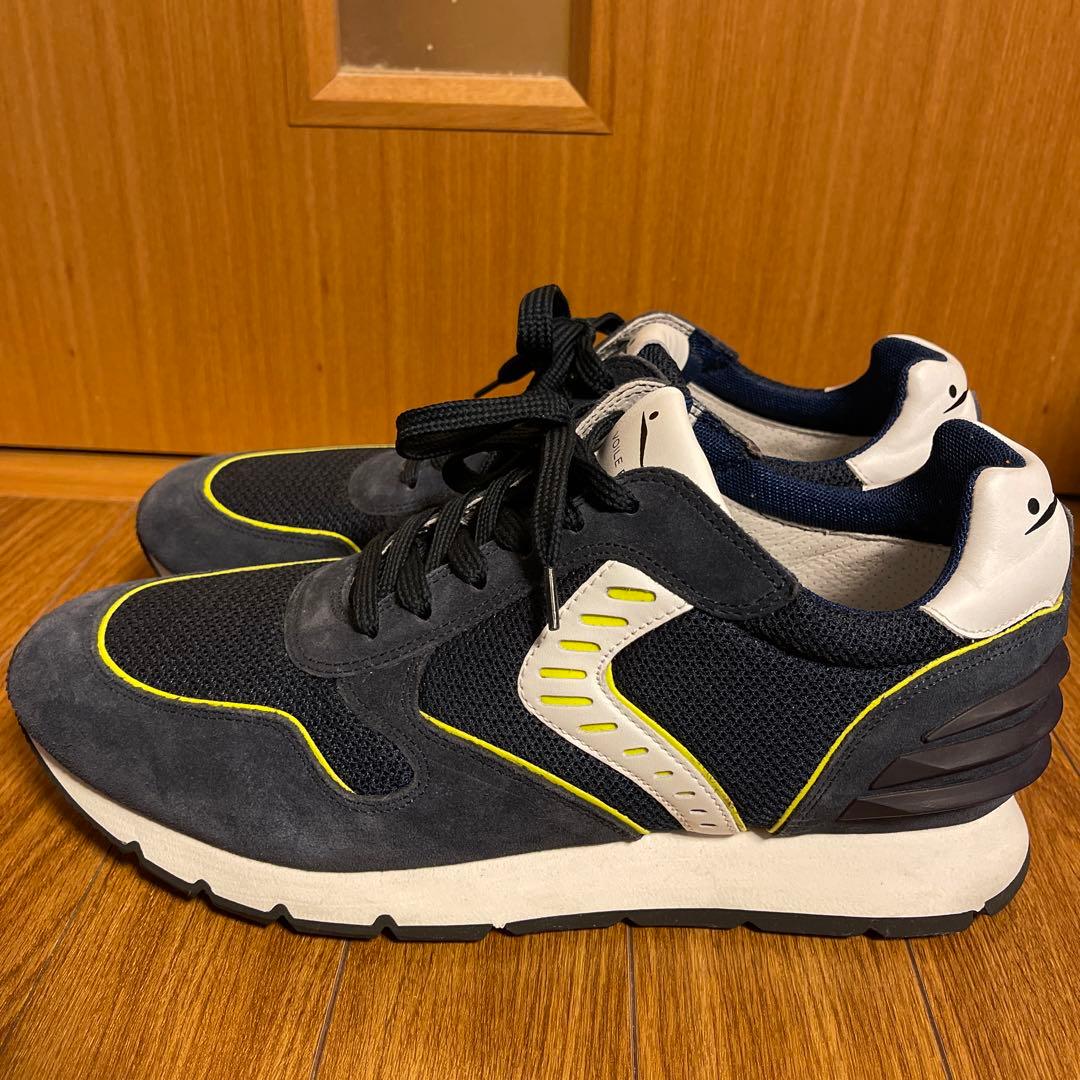 スニーカー　LIAM POWER