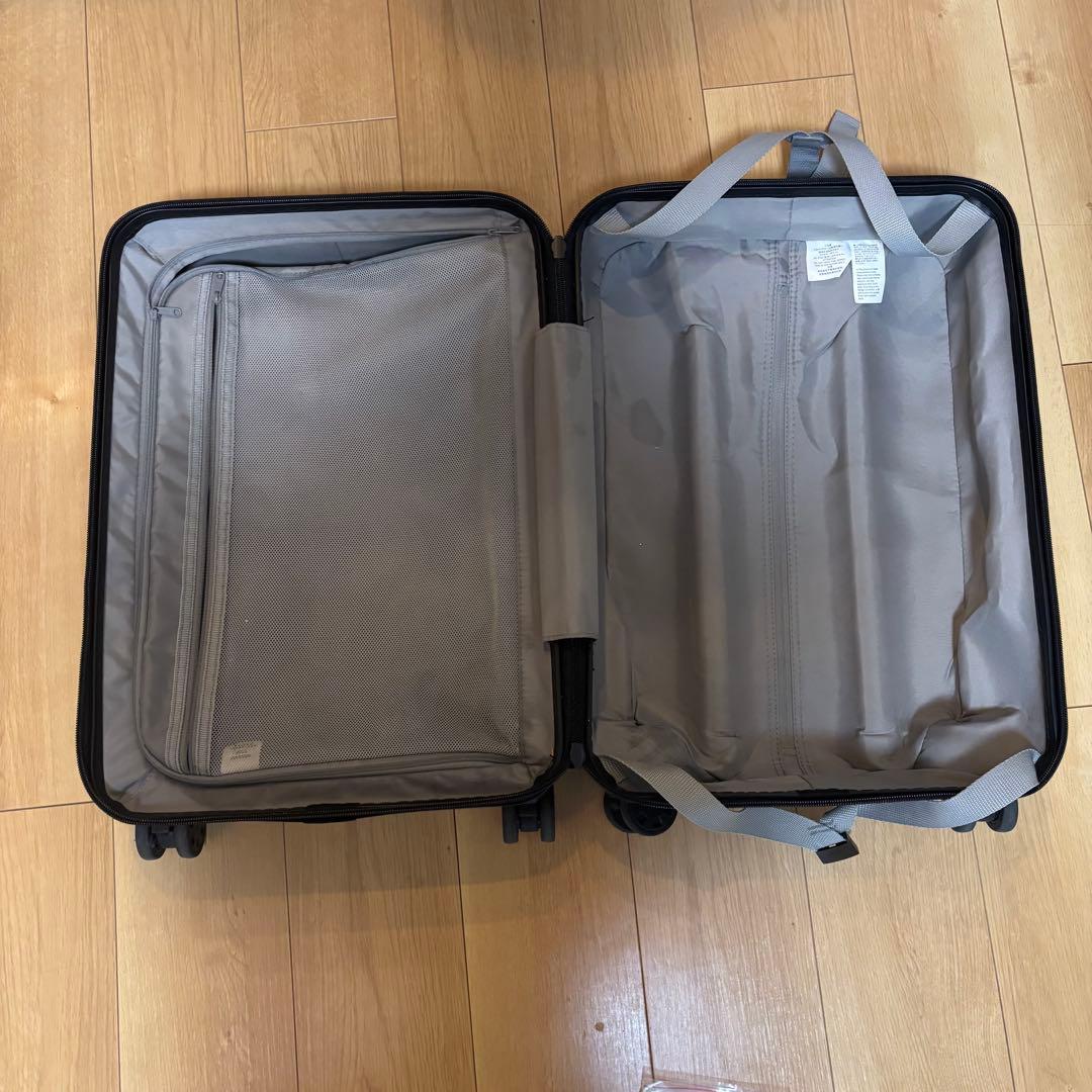 無印良品　ハードキャリーケース 36L 黒