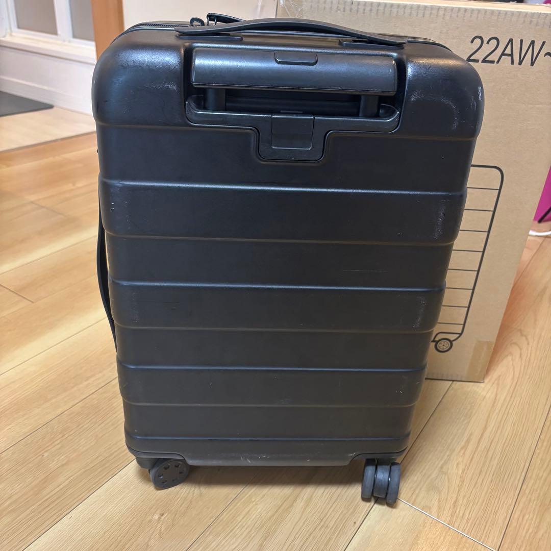 無印良品　ハードキャリーケース 36L 黒