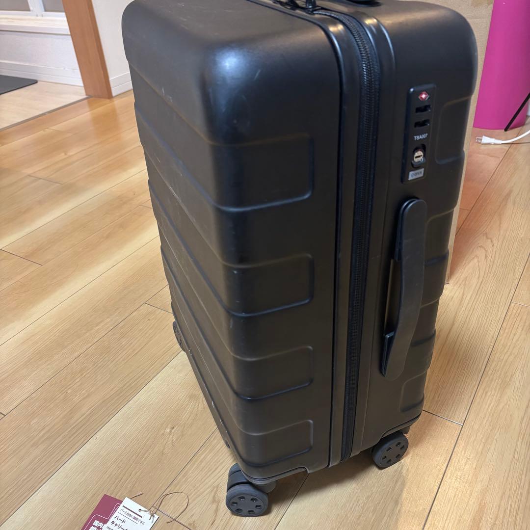 無印良品　ハードキャリーケース 36L 黒