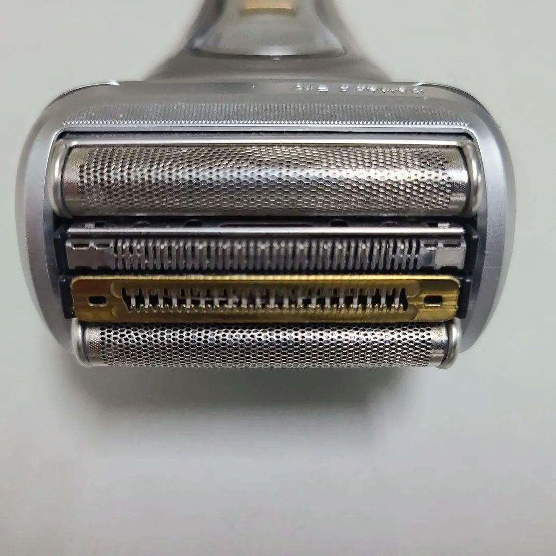 Braun S9 Pro 5793 メンズシェーバー　本体のみ