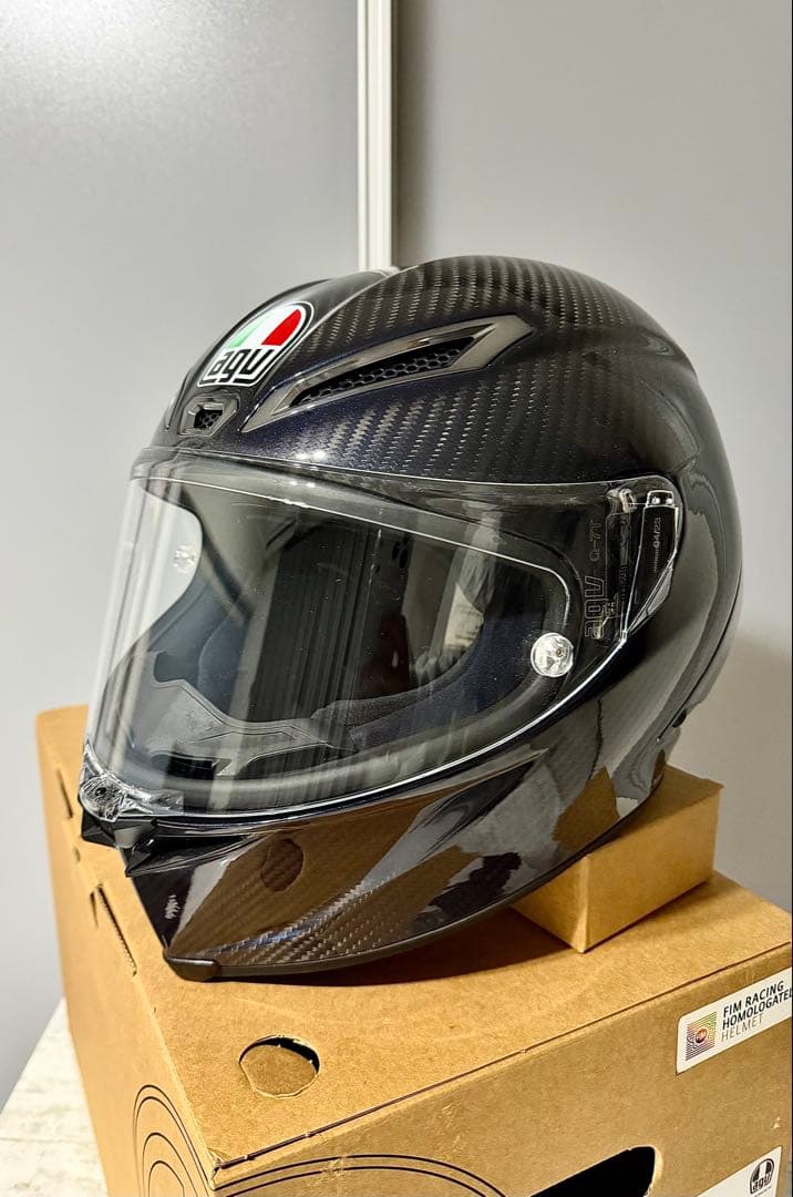 AGV PISTA GP RR IRIDIUM CARBON Mサイズ