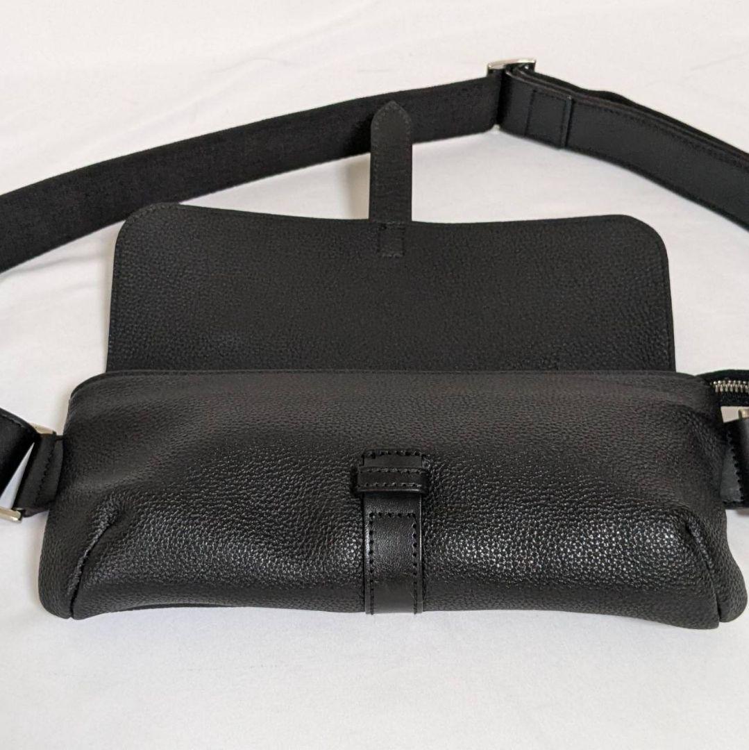WILD SWANS PISTE ピスト ボディバッグ スリングバッグ ブラック