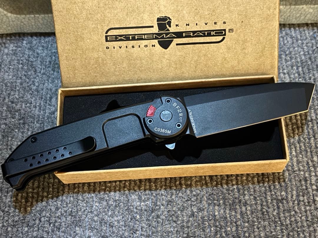 EXTREMA RATIO BF2 ナイフ