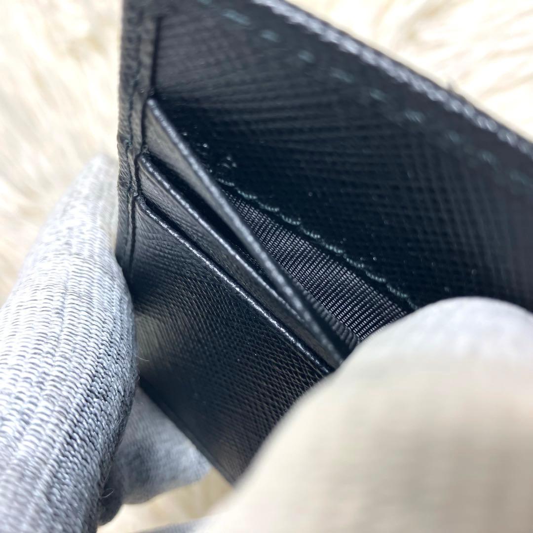 極美品 プラダ サフィアーノ マネークリップ レザーブラック