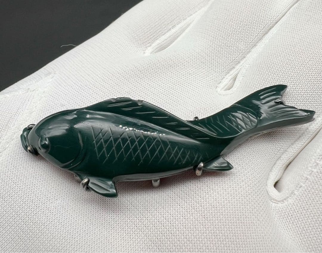 骨董品 時代物 幸運の鯉　帯留め 和装小物 アンティーク　アクセサリー