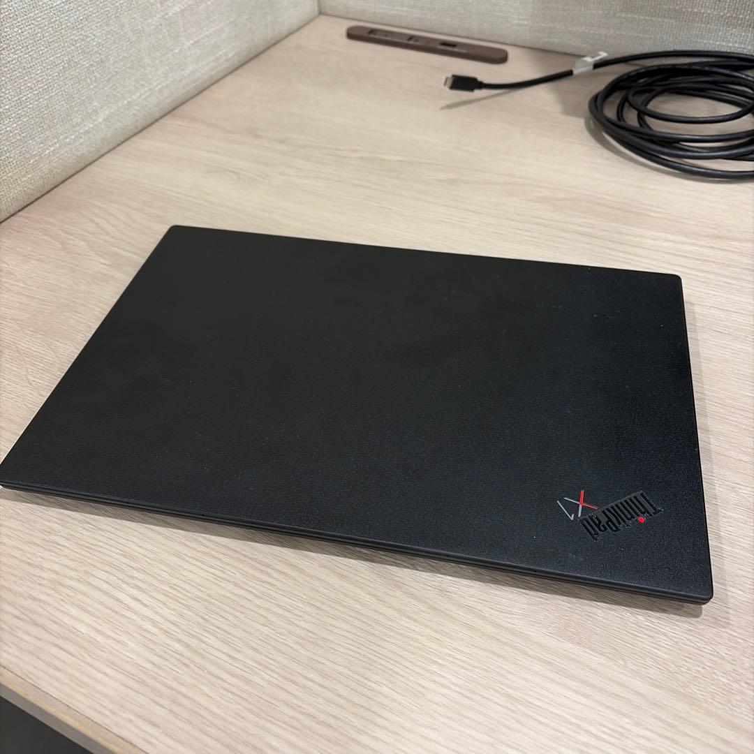Windowsノート本体 ThinkPad X1 Carbon Gen8 core i7