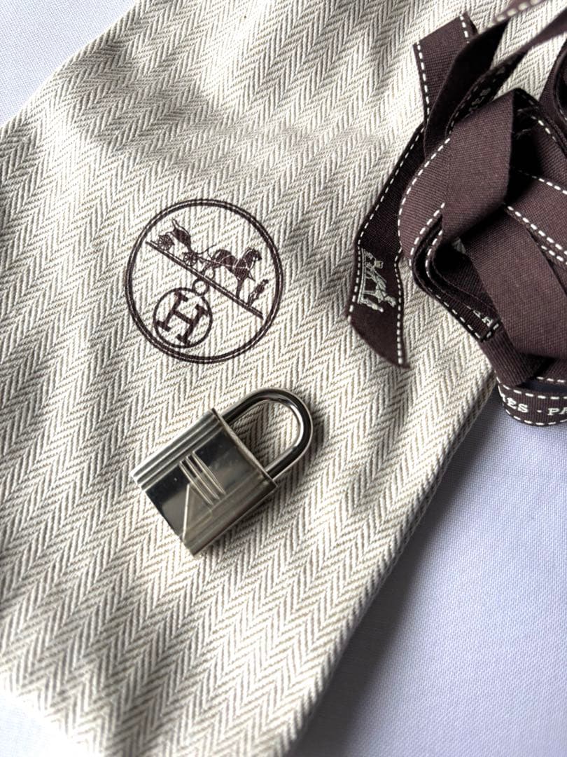 【美品】Hermesエルメスヴィクトリア35エトゥープQ刻⭐︎付属品あり