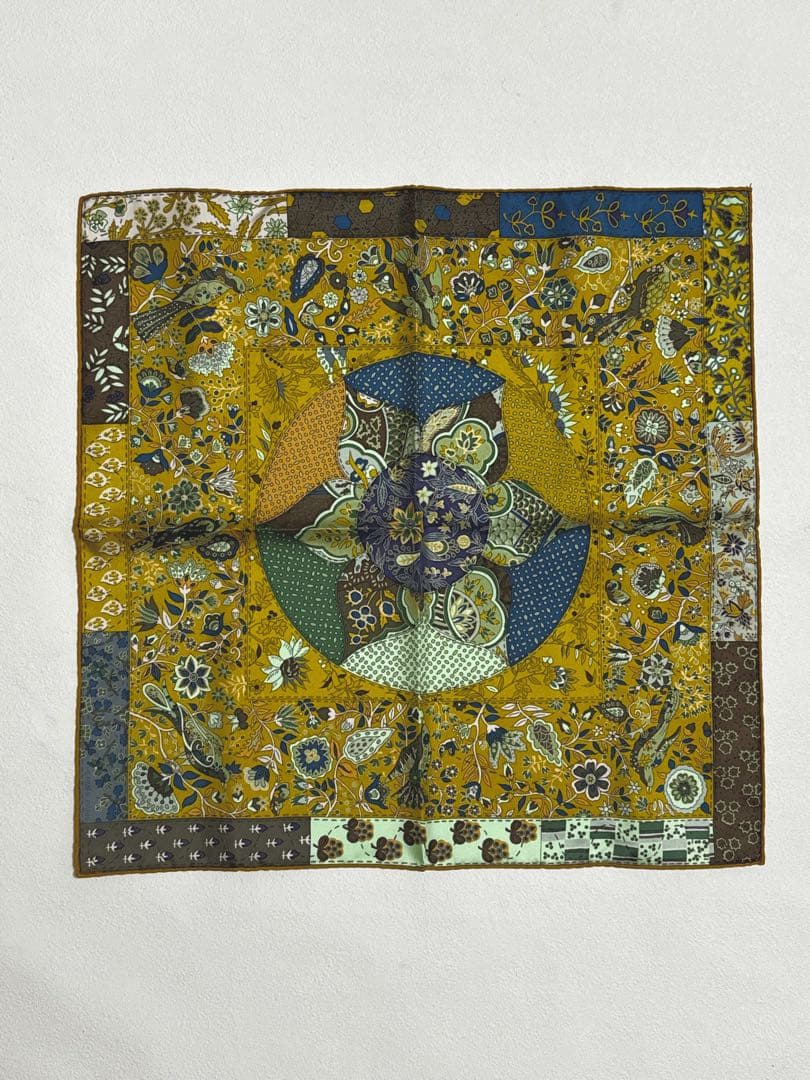 2026午年　エルメス HERMES シルク スカーフ 箱付き新品