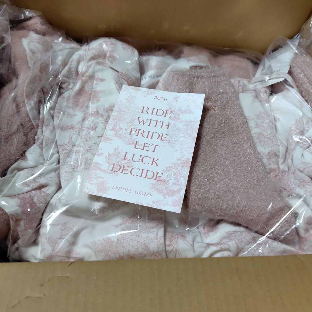 SNIDEL  福袋　2026 　未開封　 箱なし