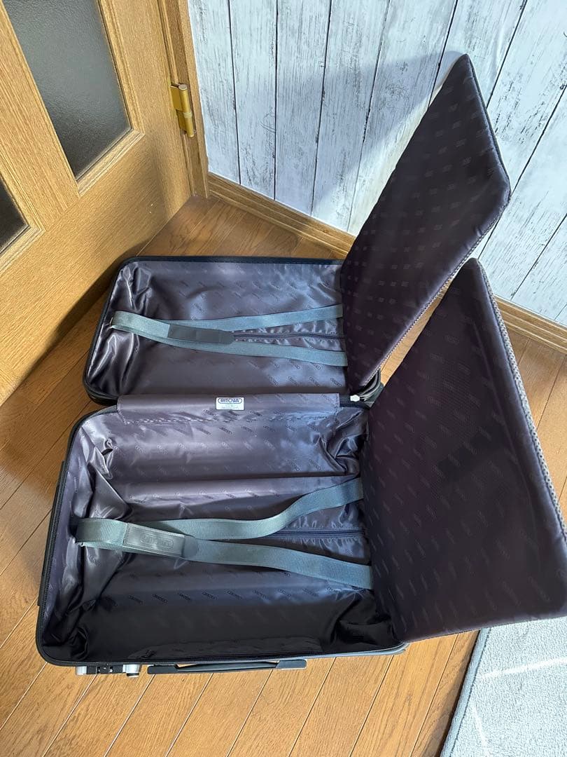 RIMOWA サルサ　キャリーケース2輪