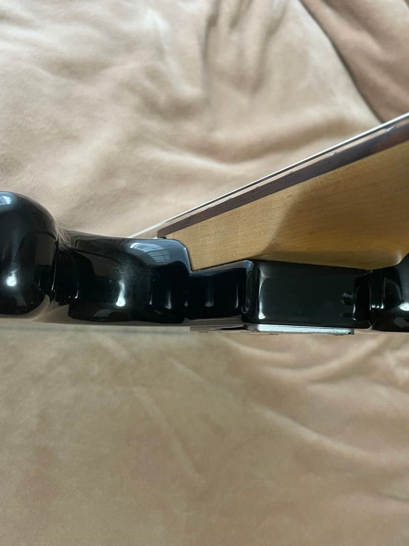 エレクトリックベース　プレシジョンタイプ　 新品弦に交換済み