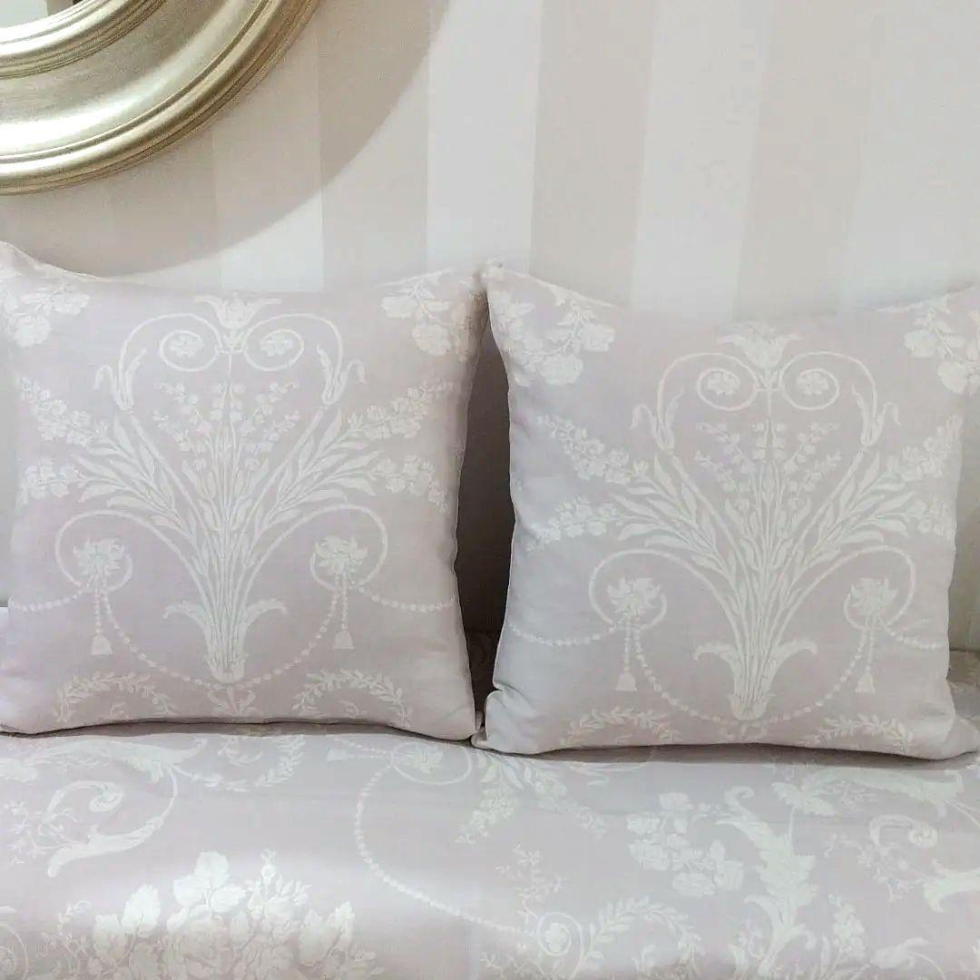 専用S様 ローラアシュレイクッションカバー ２枚分の価格