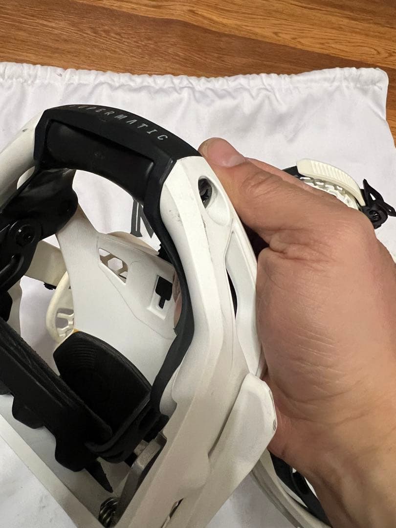 ナイデッカー SUPERMATIC ホワイトLサイズ スノーボード ビンディング