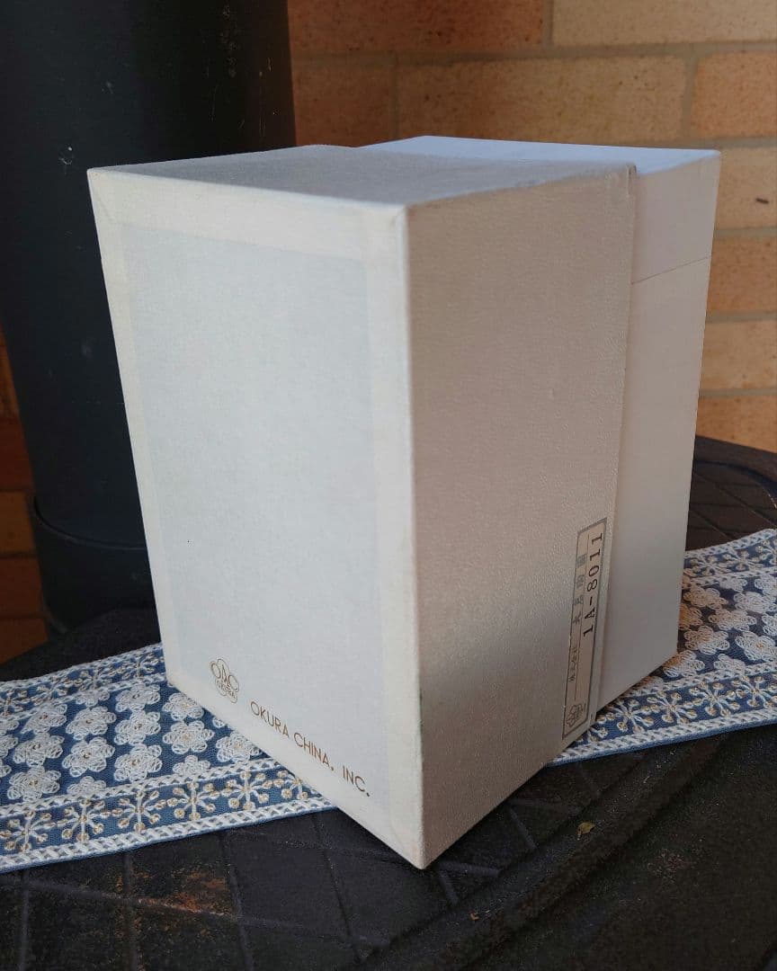 大倉陶園　ブルーローズ　小ぶりの花瓶　花びん　花生け　フラワーベース