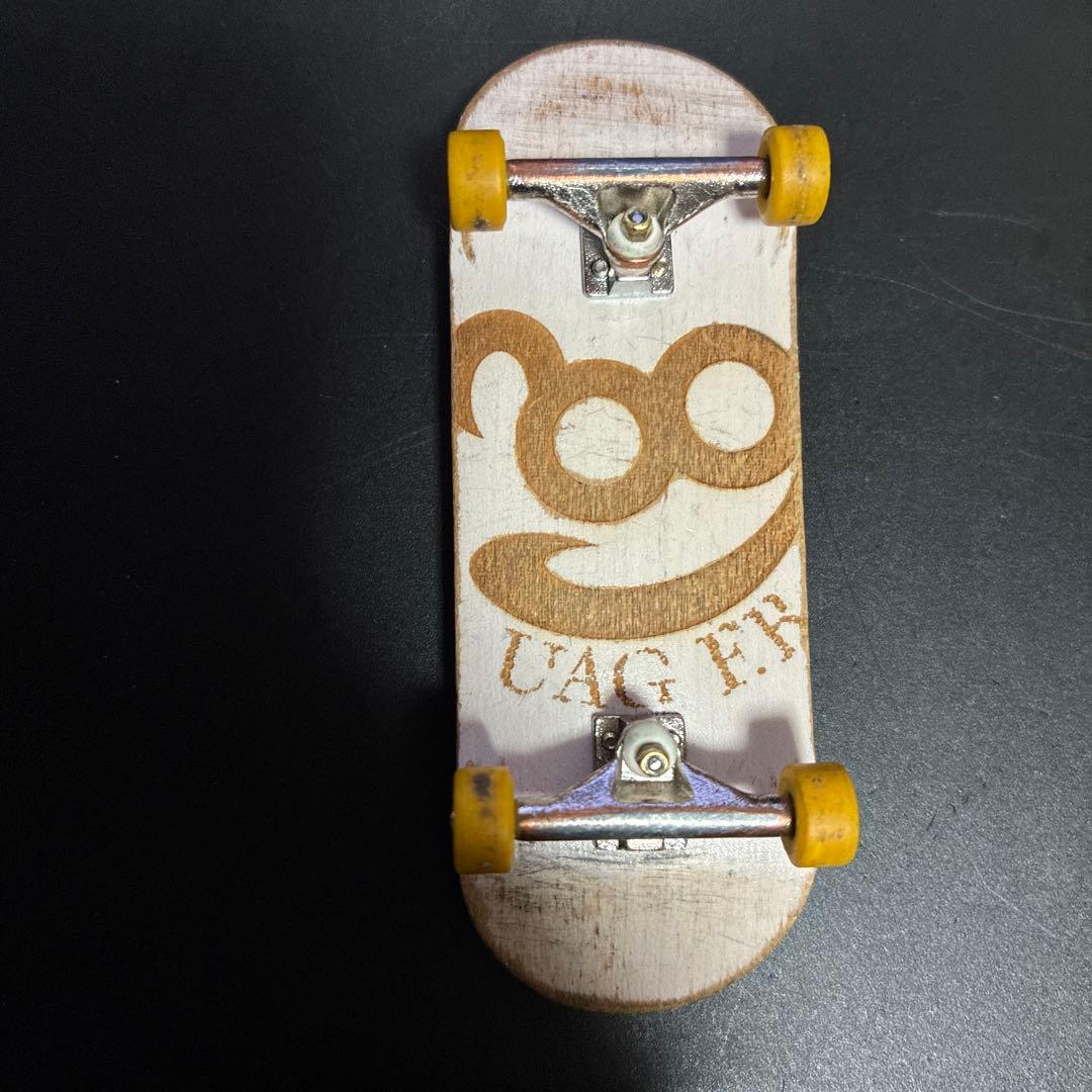 スケートボード uagfb oak