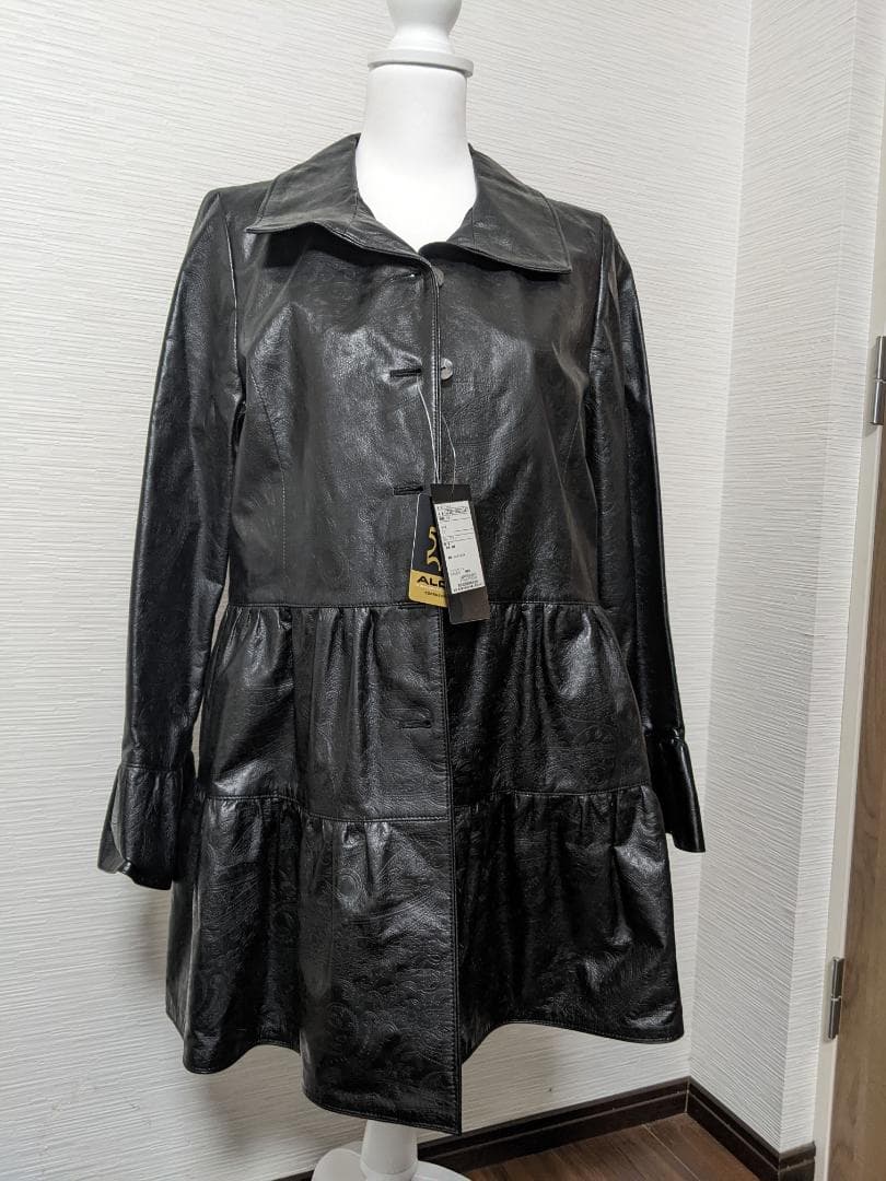 189　新品未使用タグ付　超軽量　鹿革　リアルレザー　フリル　ロングコート