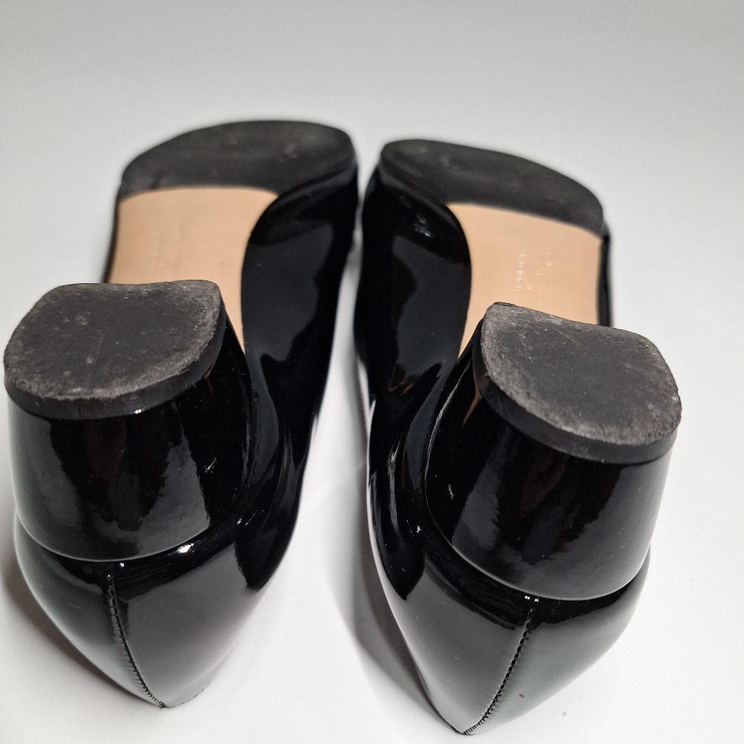 フェラガモ　エナメル太ヒール パンプス　ヴァラリボン　27cm　Vibram