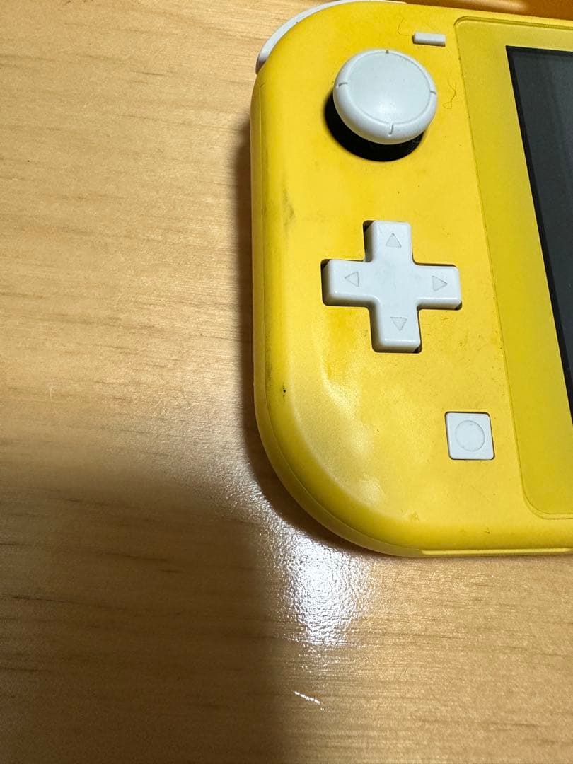 Nintendo Switch Lite イエロー 本体とカバー