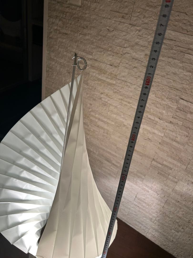 ACTUS アクタス ホワイト スパイラル フロアスタンドライト