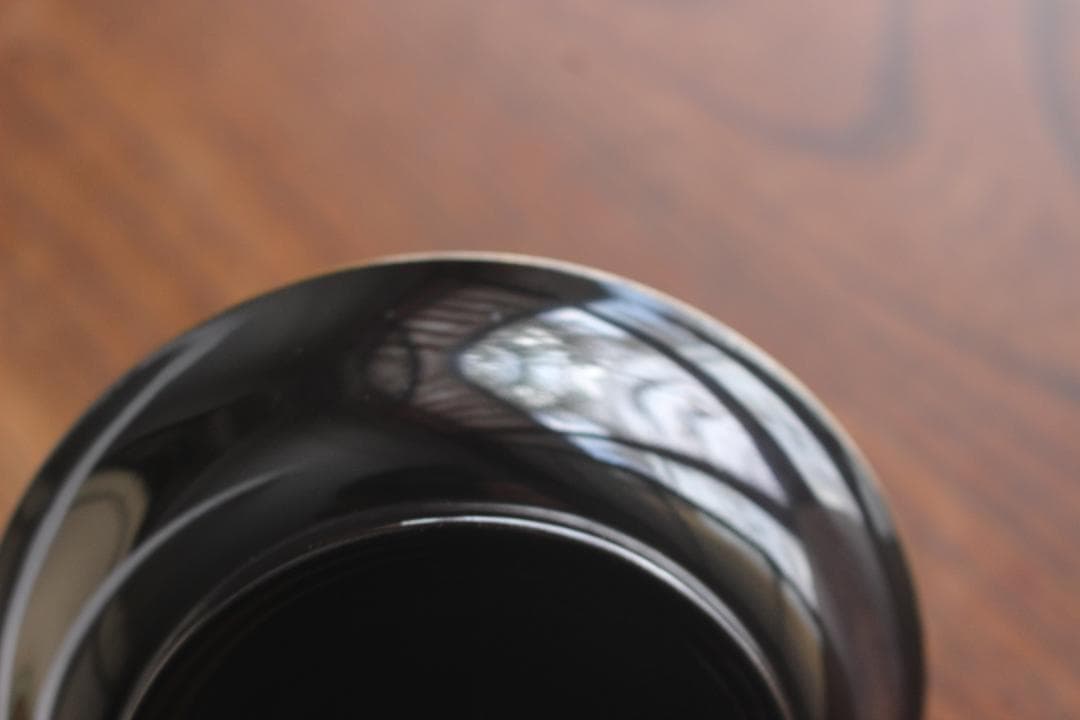 シンプルデザインに金縁朱漆の映える小皿1点（検輪島塗豆皿菓子皿