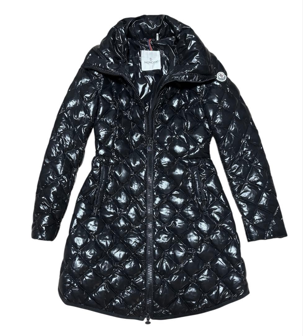 モンクレール　MONCLER ダウンコート　ダウンジャケット　ファー取り外し可能