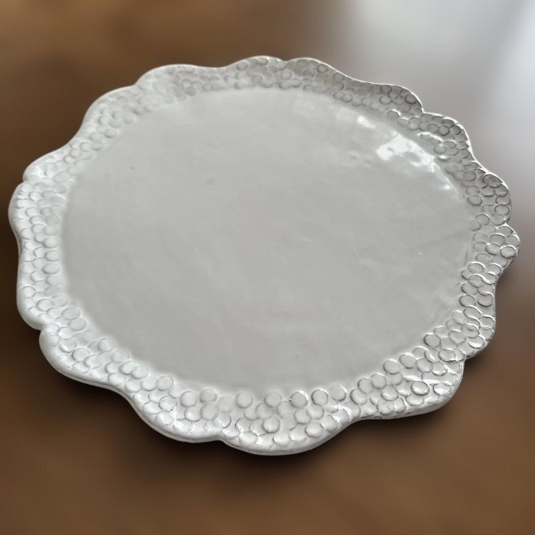 アスティエドゥヴィラット　アデライドラージプラッター　ディナープレート