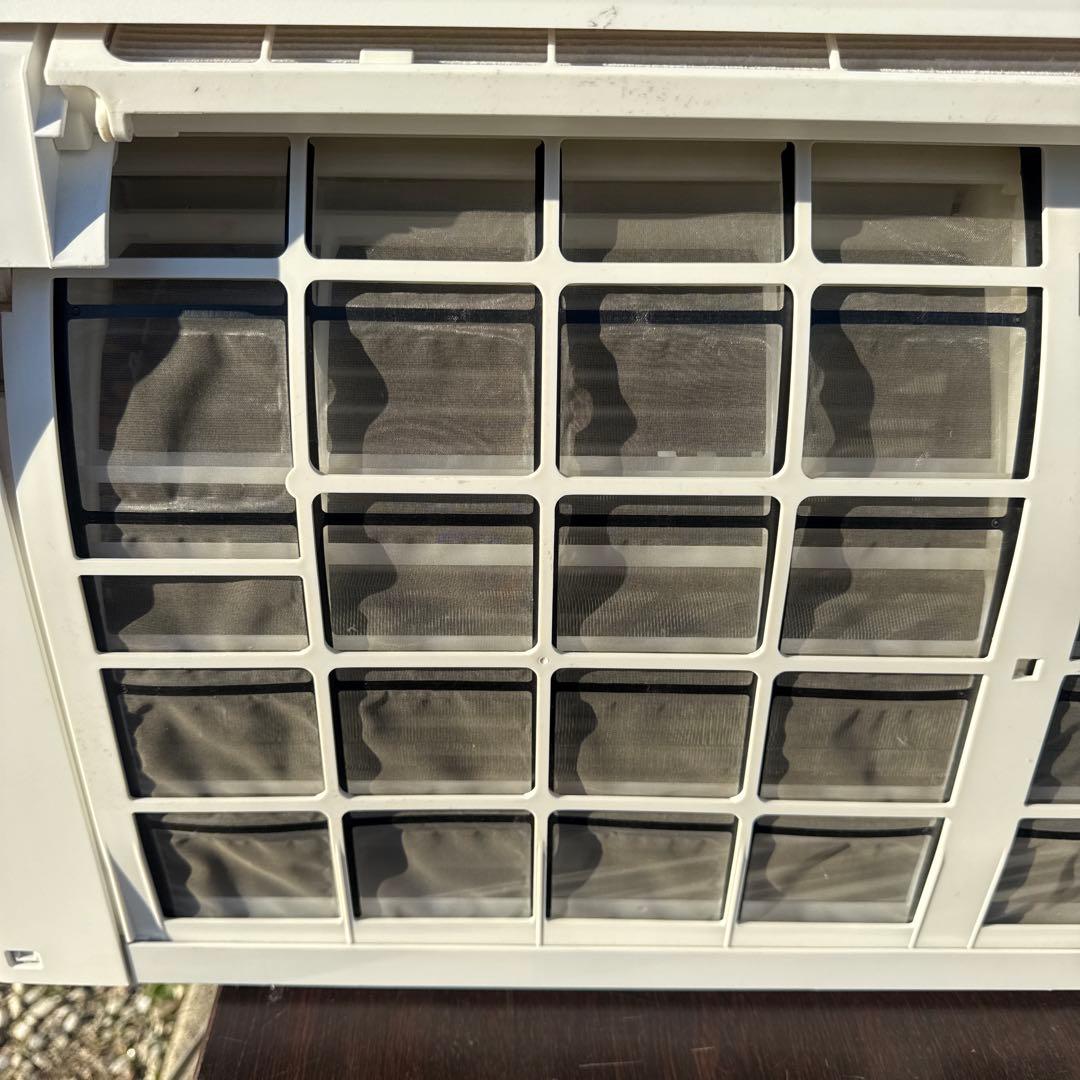 引き取り限定Panasonic CS-X638C2-W 200V 20畳用