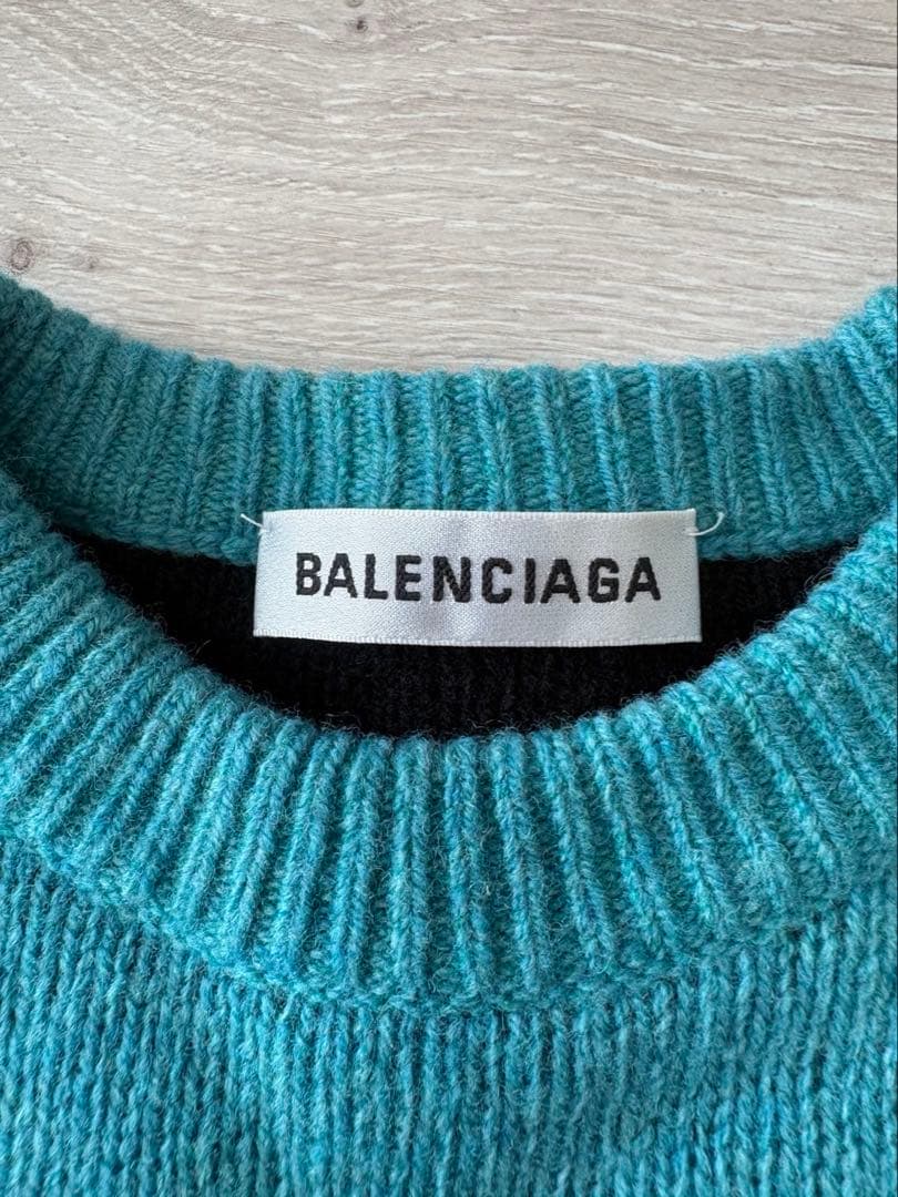 バレンシアガ　Valenciaga セーター　ニット　ターコイズブルー