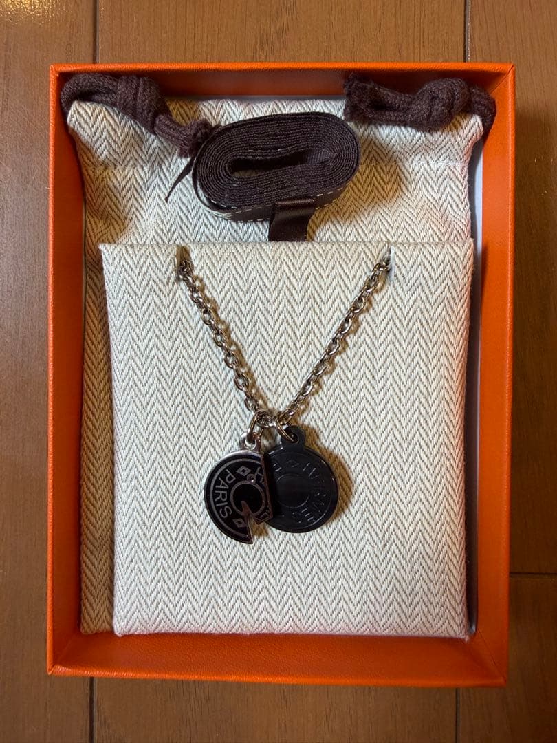 HERMES カルーゼル ネックレス 黒