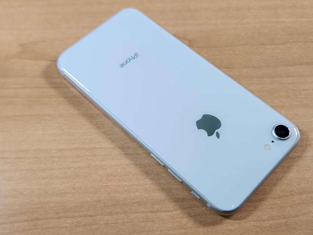 020300F iPhone8 A1906 64GB 【最大容量85%】