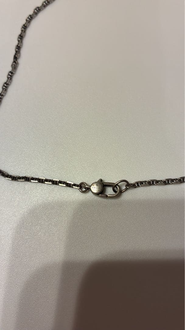 グッチ　メンズ　レディース　クレストキー　ペンダント　ネックレス　925