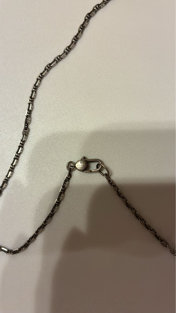 グッチ　メンズ　レディース　クレストキー　ペンダント　ネックレス　925