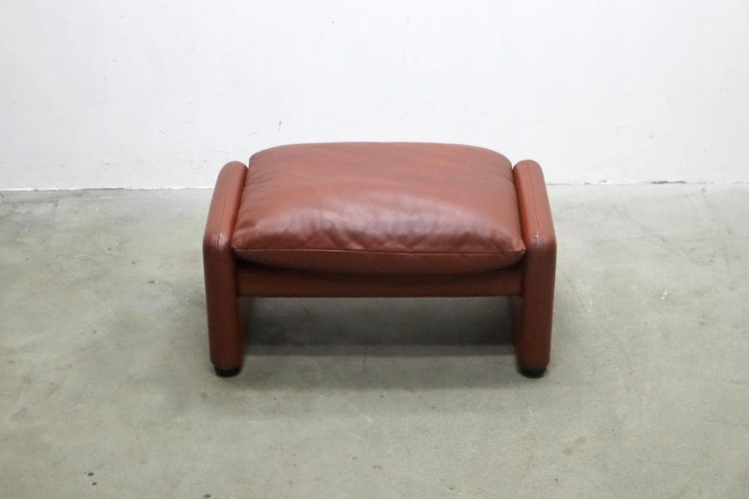 Cassina カッシーナ 675 マラルンガ 本革 オットマン ソファ モダン