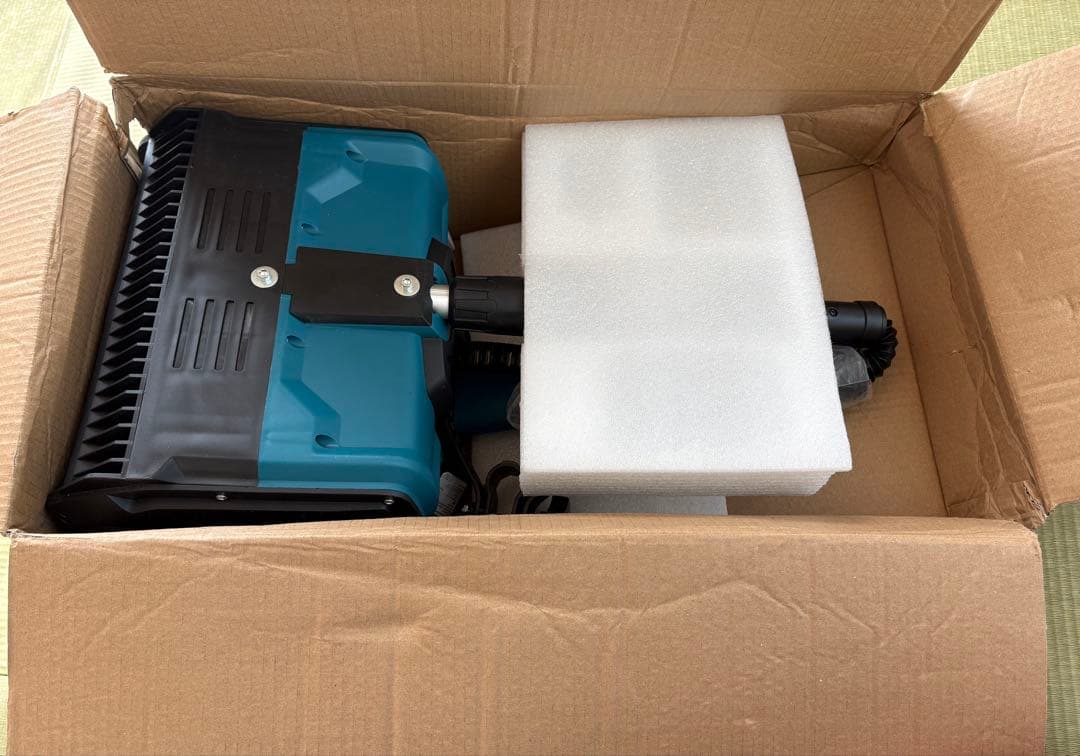 訳あり　電動除雪機 除雪幅30cm 21V 6000mAh バッテリー2個付き