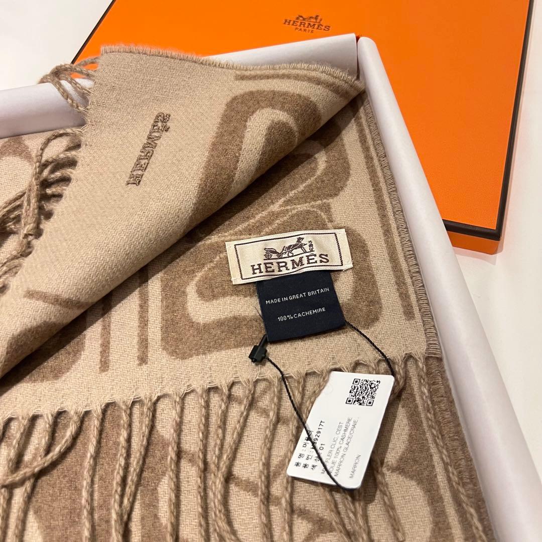 HERMES エルメス カシミヤマフラー 《クリック・セ・ヌエ》