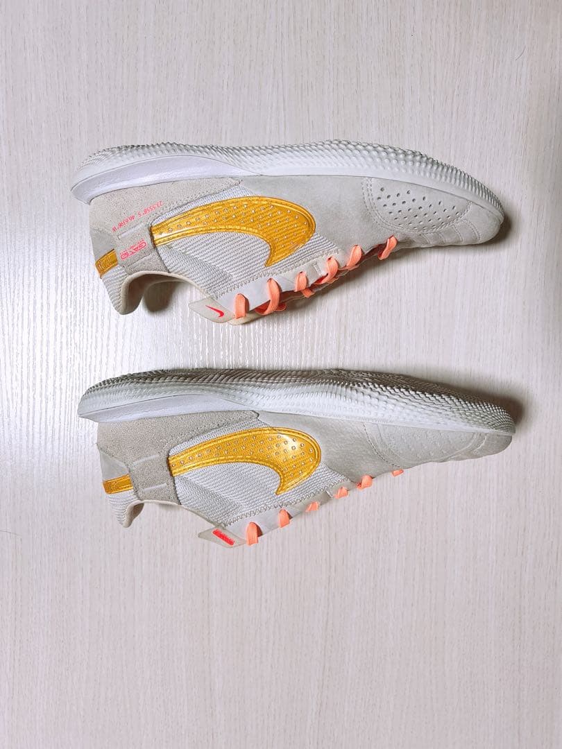 NIKE ガト　26㎝