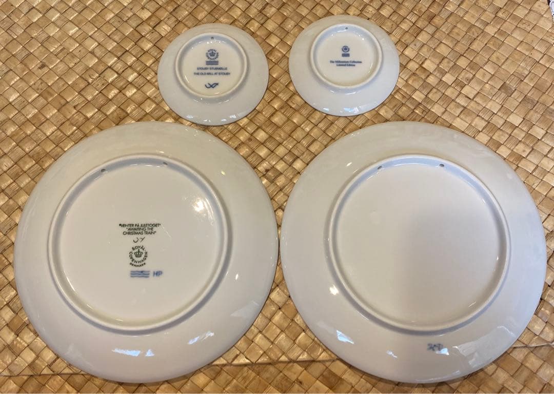 ロイヤルコペンハーゲン＆ビングオングレンダール　イヤープレート2004年版4枚