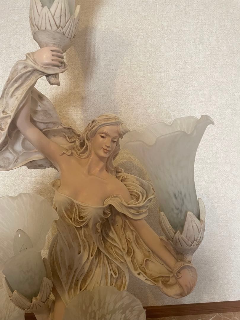 アンティークランプ　ヴィーナス