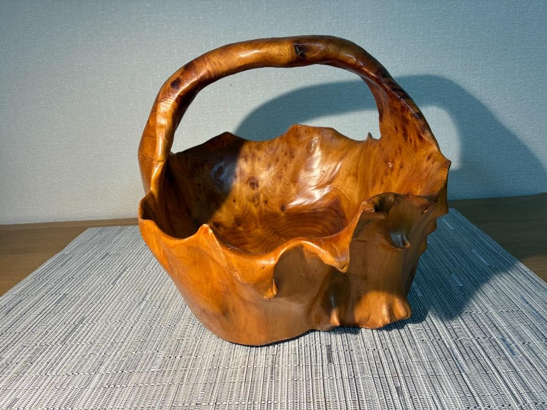 096杉 天然木 くり抜き 一刀彫 木彫 かご バスケット